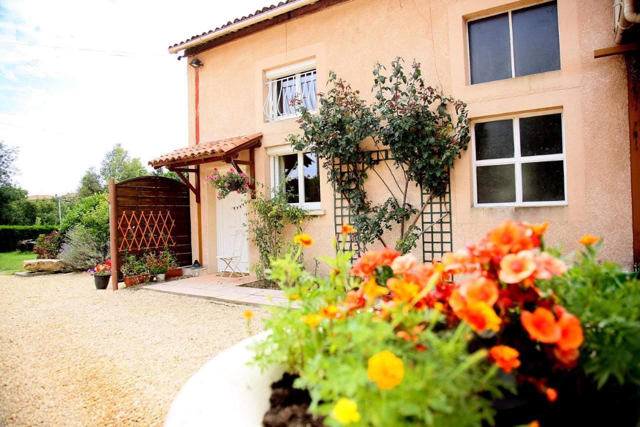 Launie Lea Appartement Eyzerac Buitenkant foto