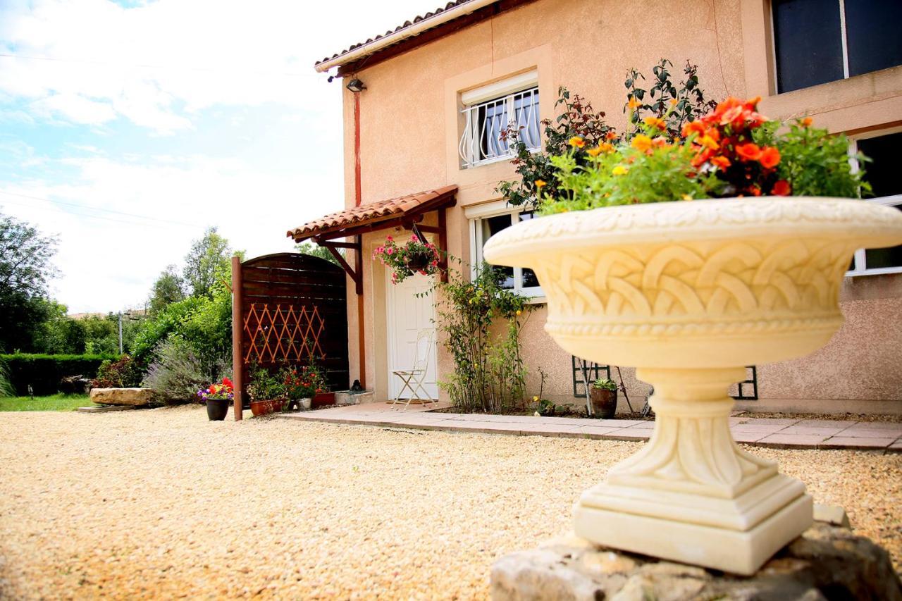 Launie Lea Appartement Eyzerac Buitenkant foto